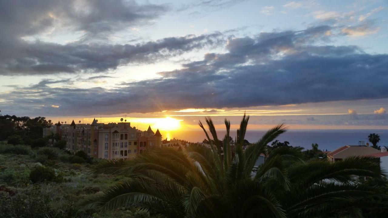 Sissi Boutique - The Terrace Between Ocean And Teide Apartment Santa Ursula  Exterior photo